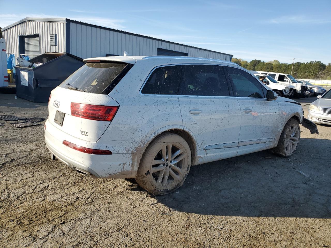 2018 Audi Q7 VIN WA1VAAF73JD023063 Copart auction photo, front end damage thumbnail 3