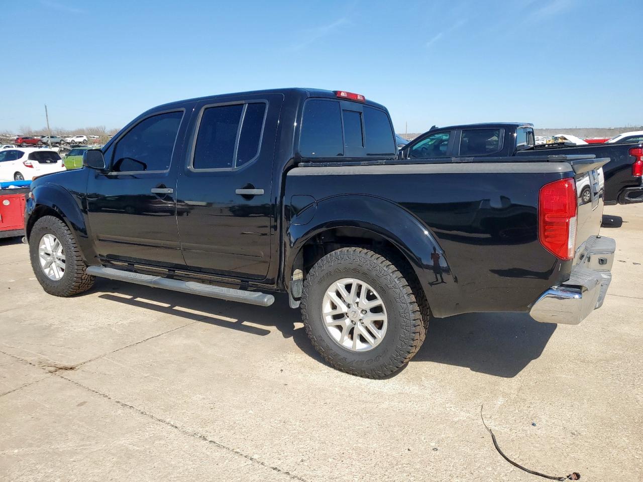 2015 Nissan Navara (Frontier) VIN 1N6AD0ER4FN704694 Copart auction photo, front end damage thumbnail 2