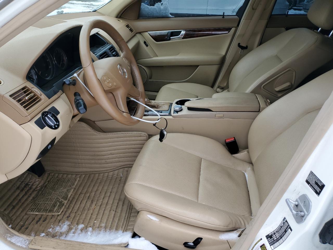 2008 Mercedes-Benz C-klasse VIN WDDGF81X38F128948 Copart auction photo, front end / side damage thumbnail 7