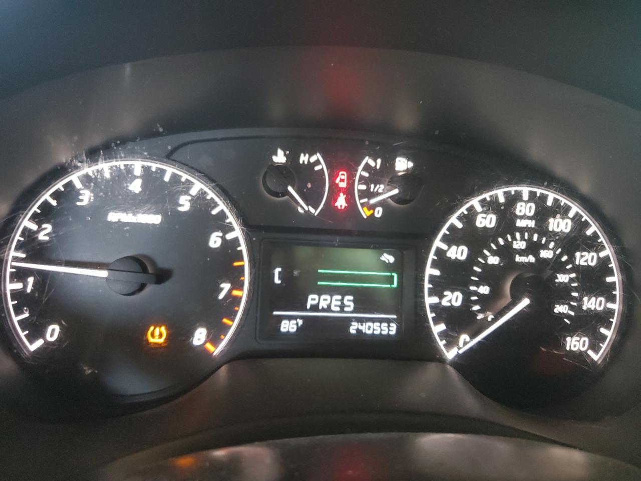 2014 Nissan Sentra VIN 3N1AB7AP6EY214557 Copart auction photo, minor dent/scratches damage thumbnail 9