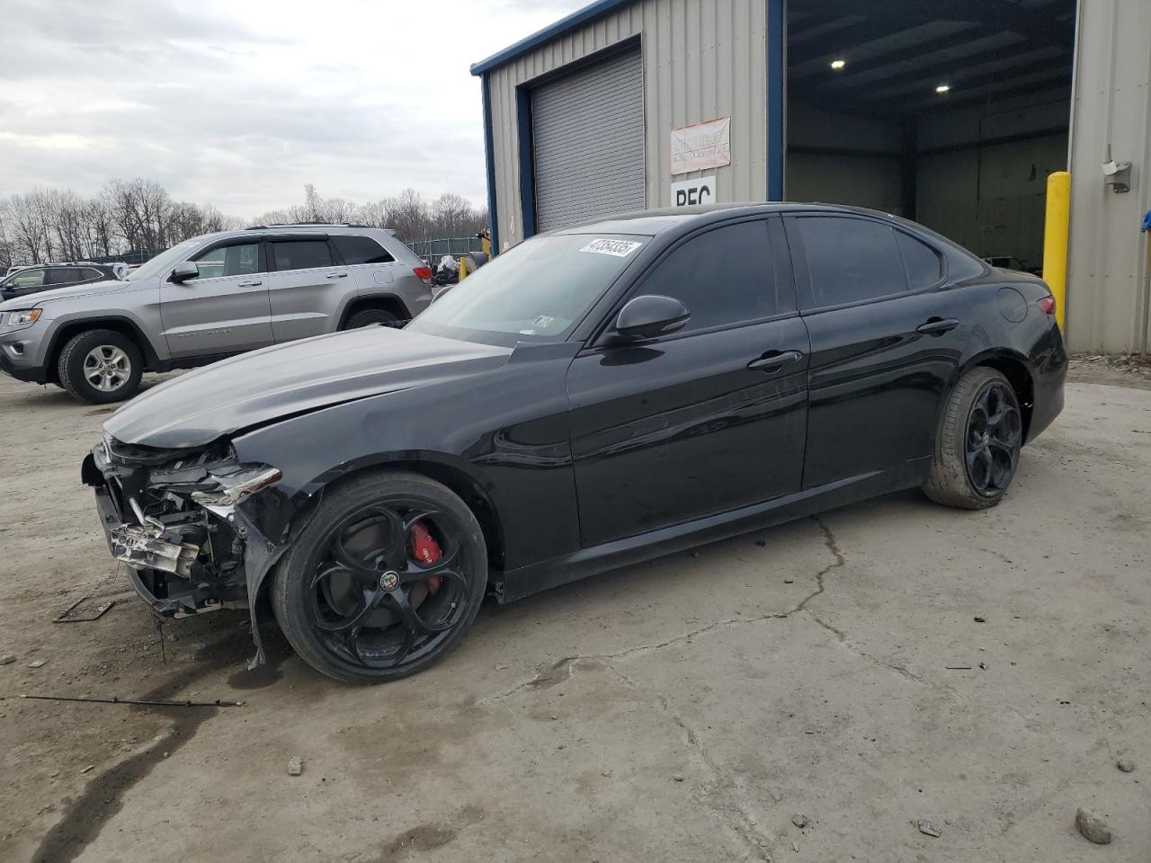 2018 Alfa Romeo Giulia VIN ZARFAEEN7J7572383