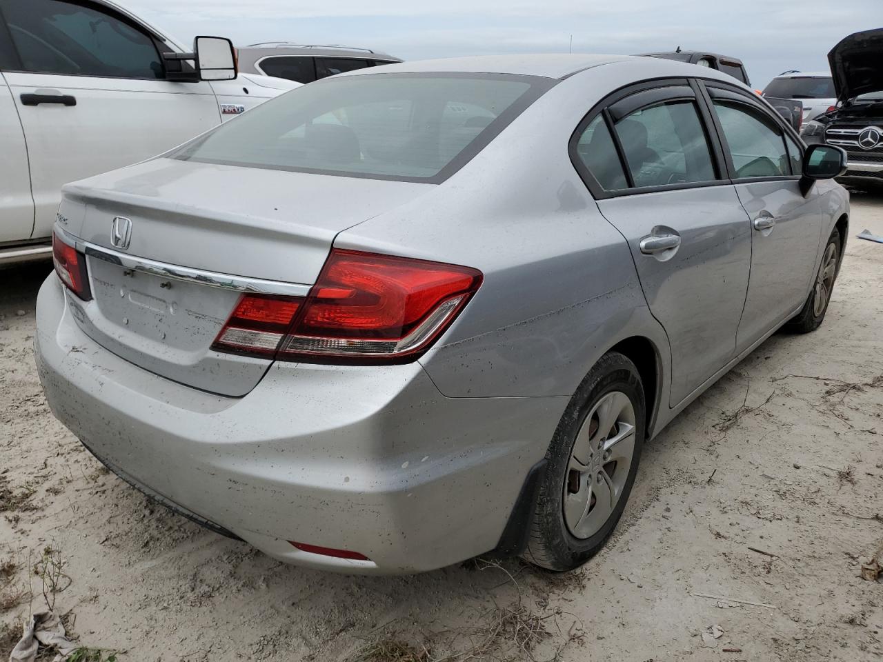 2013 Honda Civic VIN 19XFB2F56DE079660 Copart auction photo, water/flood damage thumbnail 3