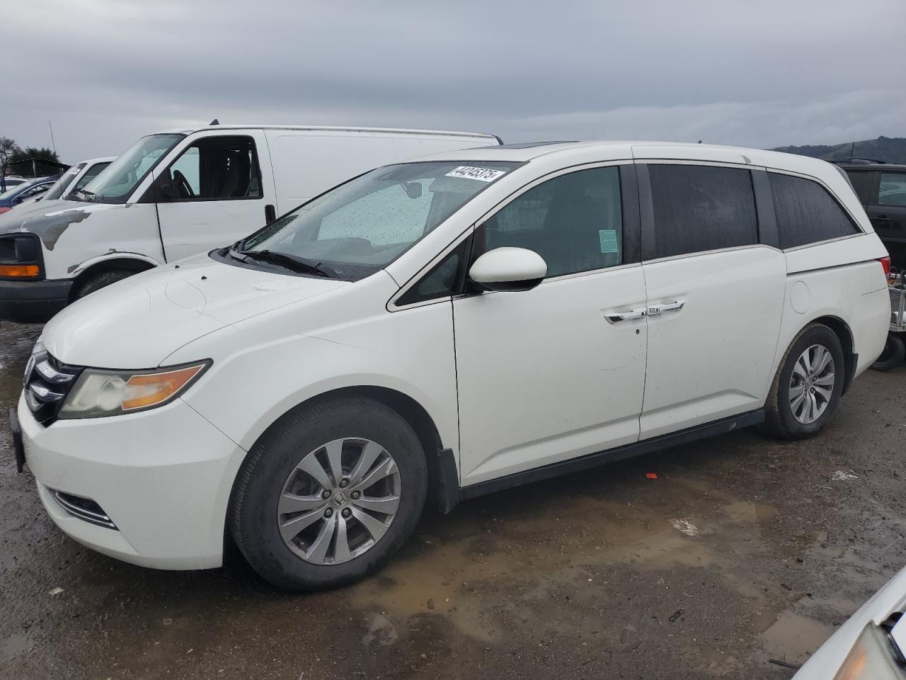 2014 Honda Odyssey VIN 5FNRL5H68EB101218