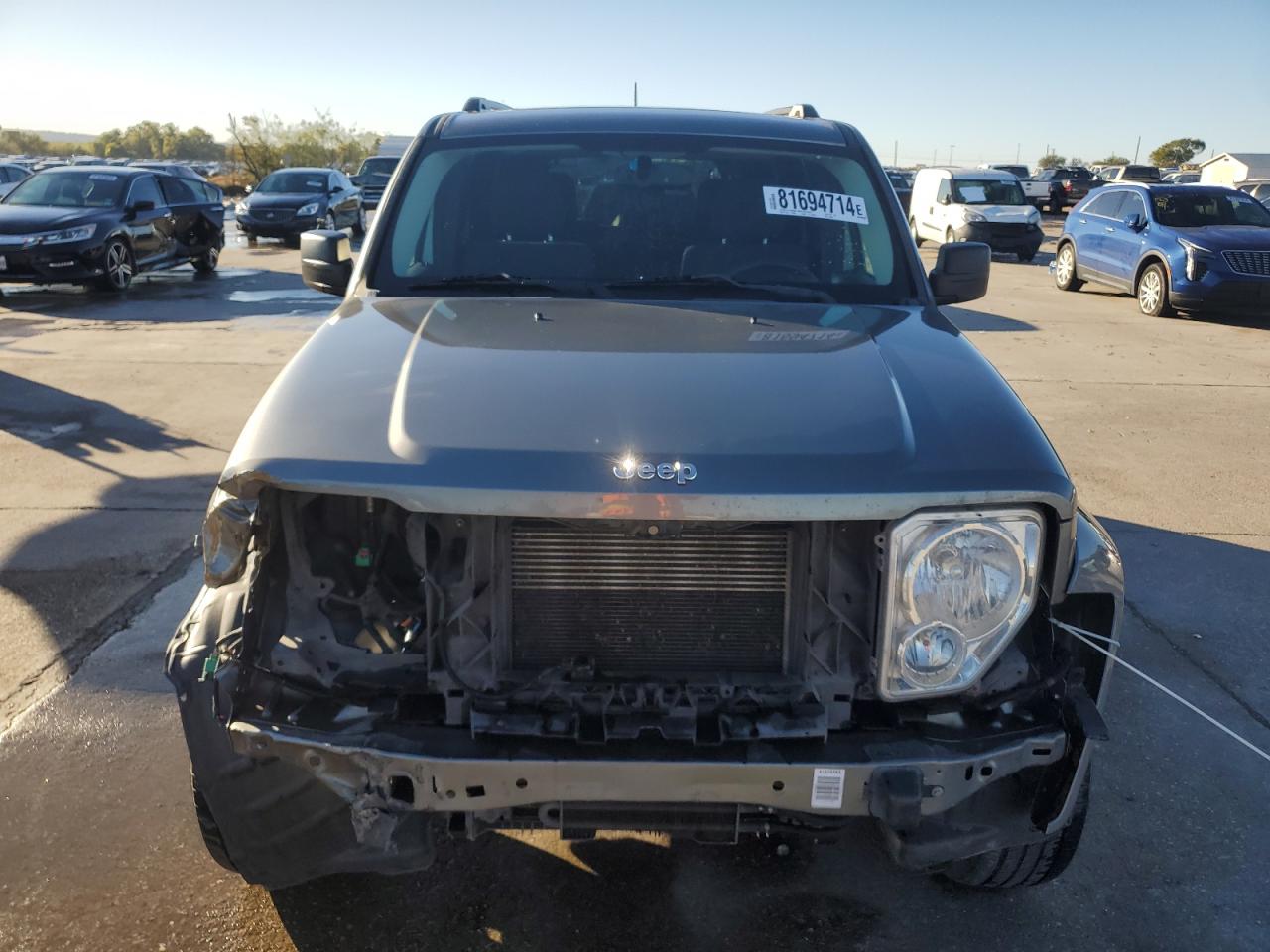 2012 Jeep Liberty (North America) VIN 1C4PJMAK5CW153798 Copart auction photo, front end / minor dent/scratches damage thumbnail 5