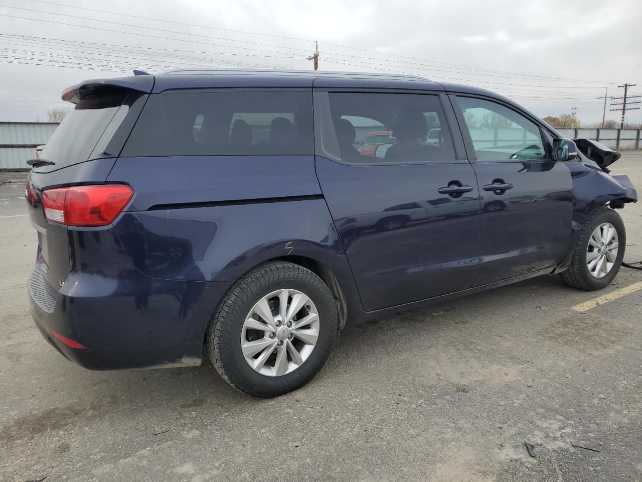 2018 KIA Sedona VIN KNDMB5C12J6407698 Copart auction photo, front end / frame damage damage thumbnail 3