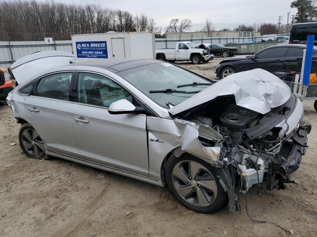 2016 Hyundai Sonata VIN KMHE34L18GA017041 Copart auction photo, rear end / front end damage thumbnail 4