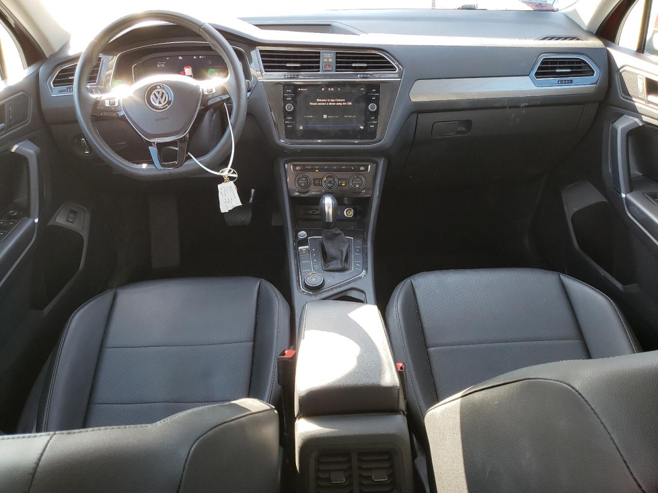 2020 Volkswagen Tiguan VIN 3VV2B7AX8LM164106 Copart auction photo, front end / minor dent/scratches damage thumbnail 8