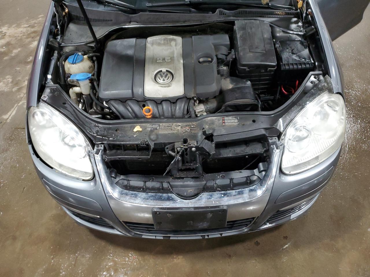2005 Volkswagen Jetta VIN 3VWSF71K15M628893 Copart auction photo, front end damage thumbnail 11