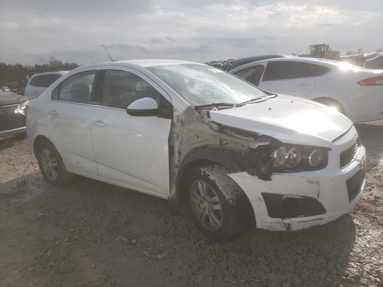 2016 Chevrolet Sonic VIN 1G1JC5SHXG4116197 Copart auction photo, front end / minor dent/scratches damage thumbnail 4