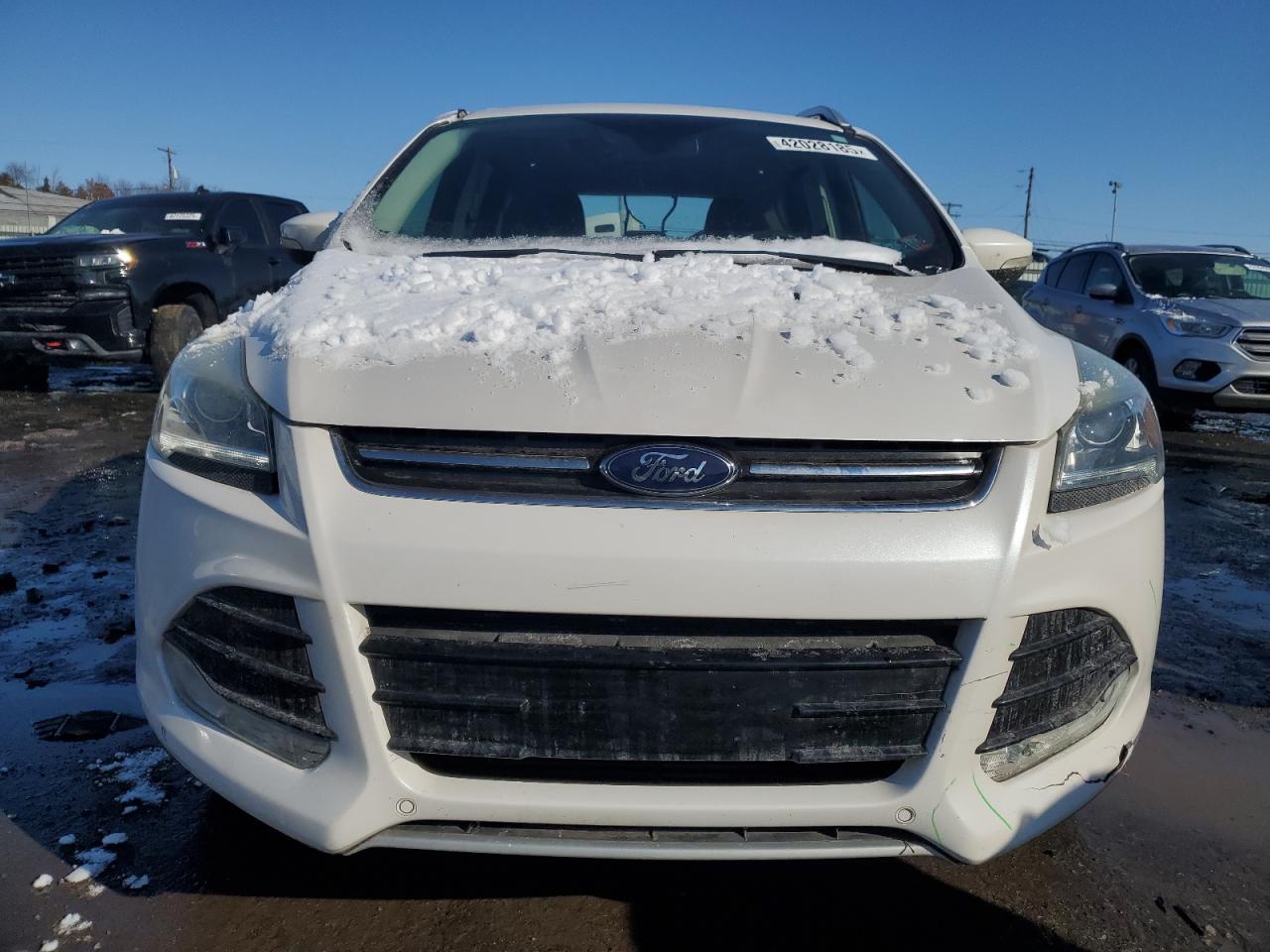 2016 Ford Escape VIN 1FMCU9J94GUB29361 Copart auction photo, rear end / front end damage thumbnail 5