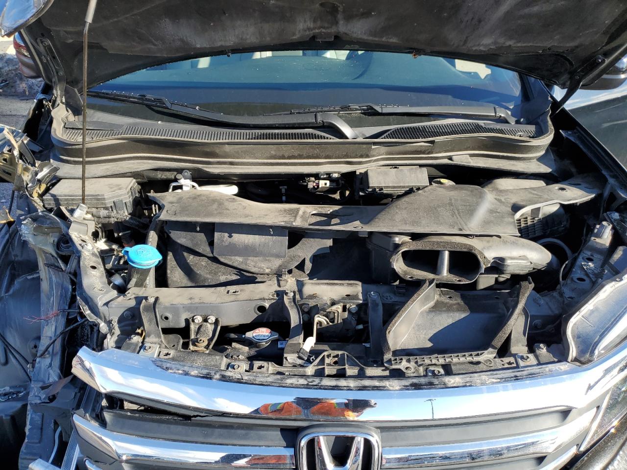 2017 Honda Pilot VIN 5FNYF6H55HB003767 Copart auction photo, front end / undercarriage damage thumbnail 12