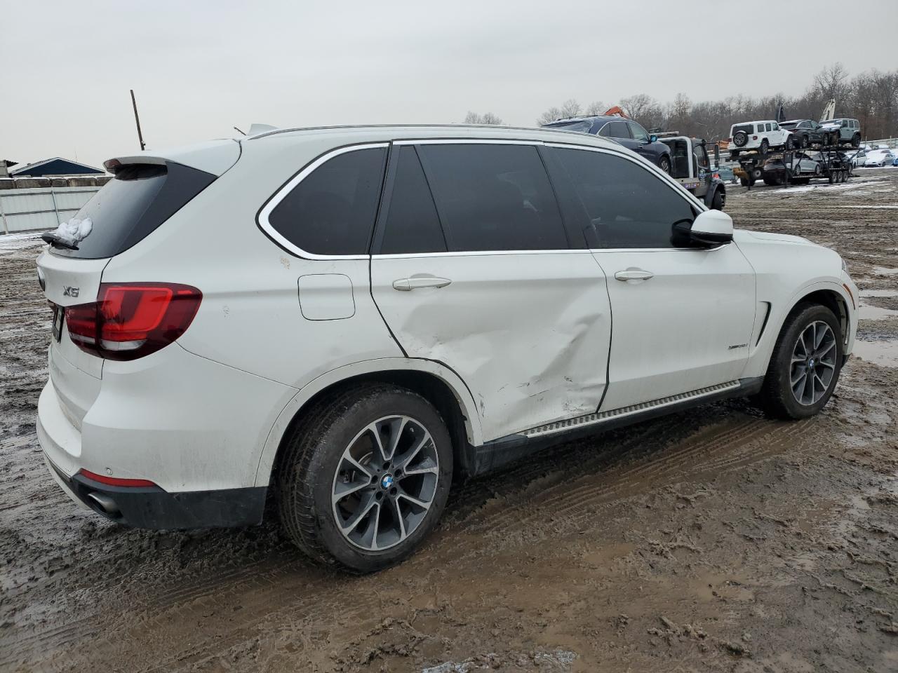 2017 BMW X5 VIN 5UXKR0C3XH0V77939 Copart auction photo, rear end / side damage thumbnail 3