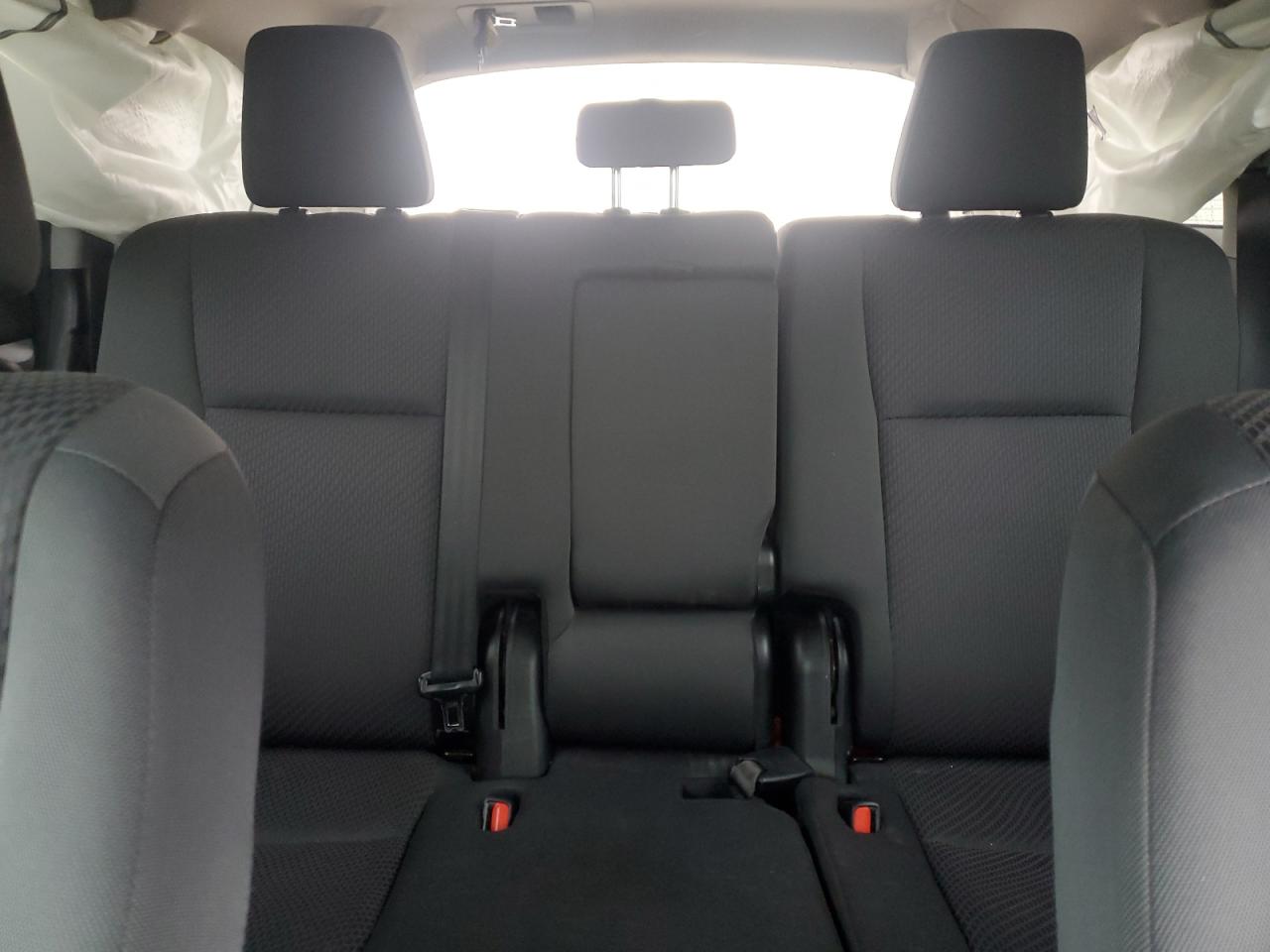 2018 Toyota Highlander VIN 5TDZZRFH1JS244298 Copart auction photo, front end damage thumbnail 10