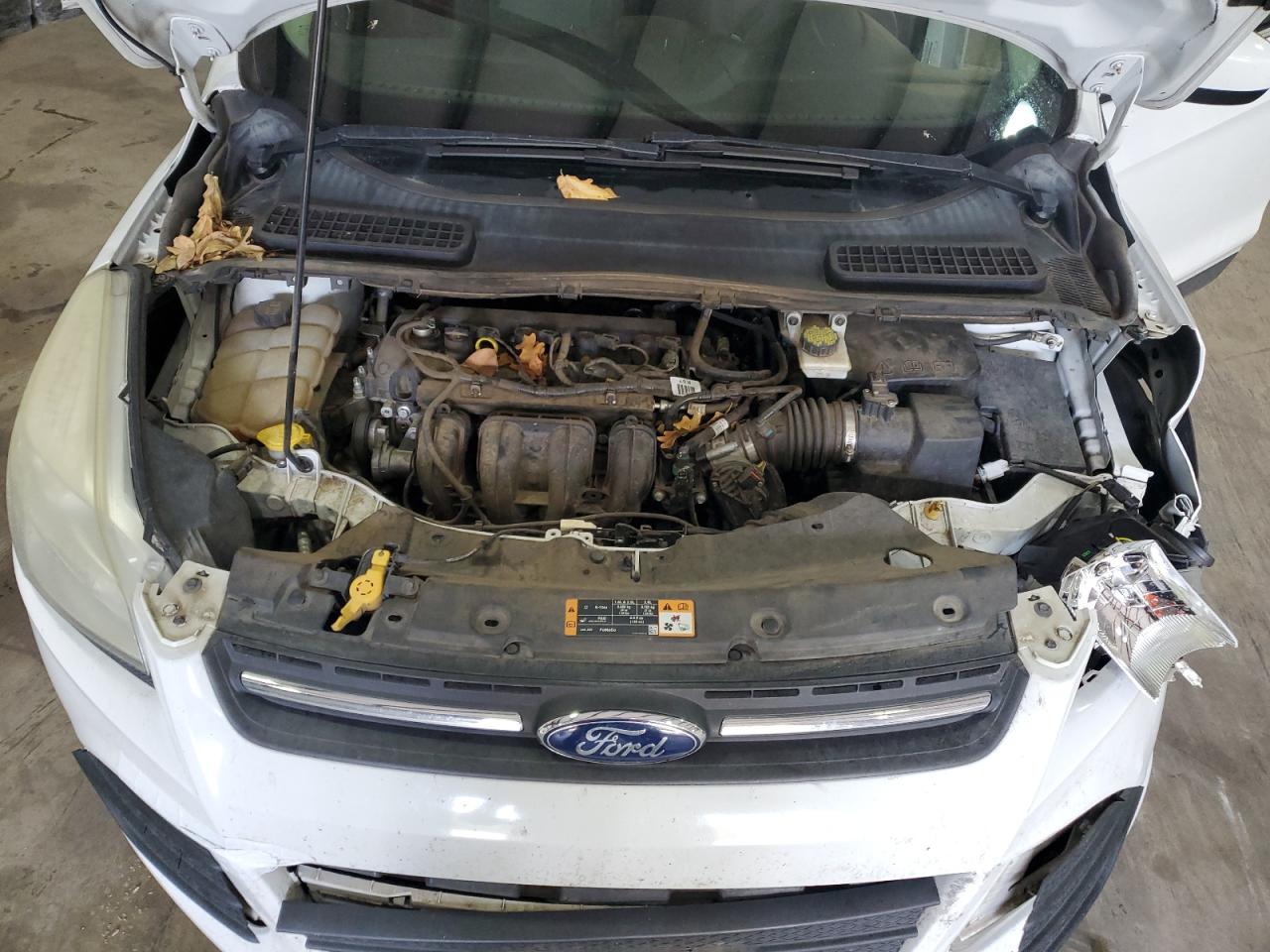 2016 Ford Escape VIN 1FMCU0G7XGUA97565 Copart auction photo, front end / minor dent/scratches damage thumbnail 12
