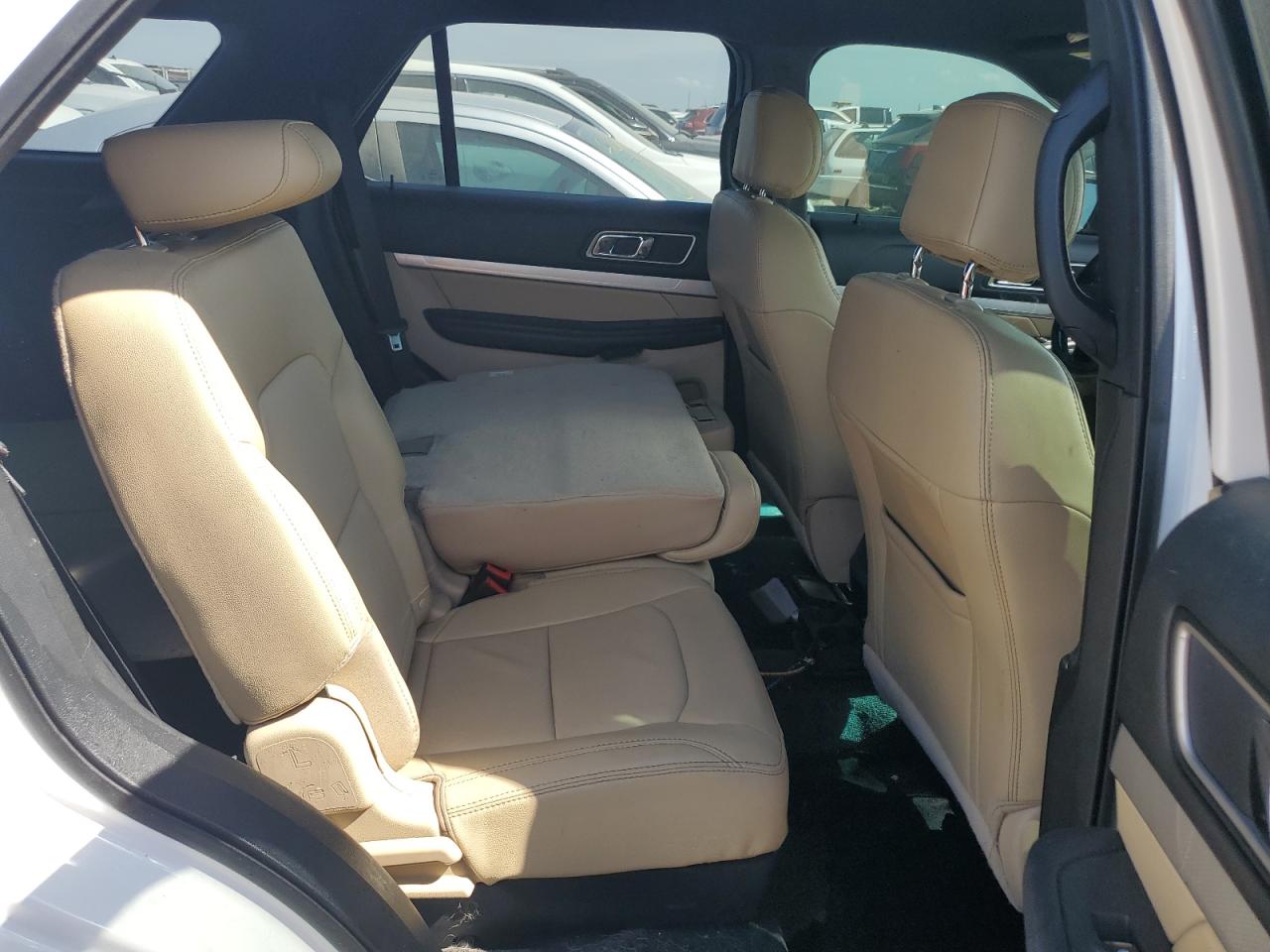 2016 Ford Explorer VIN 1FM5K7D82GGC30676 Copart auction photo, water/flood damage thumbnail 10