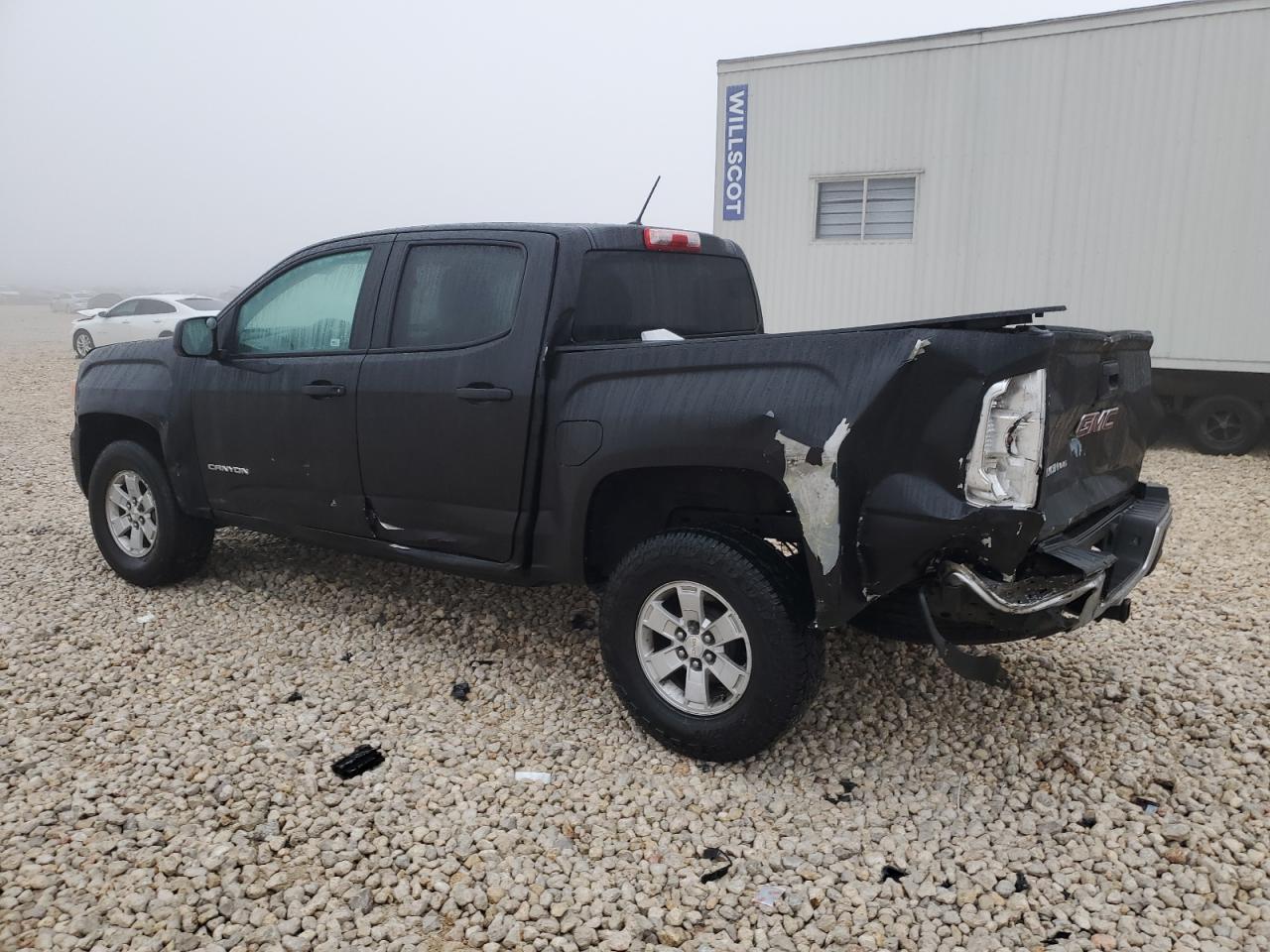 2018 GMC Canyon VIN 1GTG5BEN6J1152599 Copart auction photo, rear end damage thumbnail 2