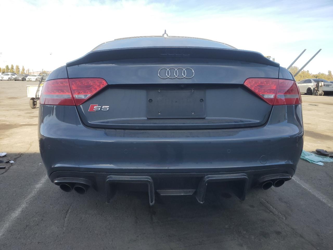 2010 Audi RS5 VIN WAUVVAFR8AA083219 Copart auction photo, front end damage thumbnail 6