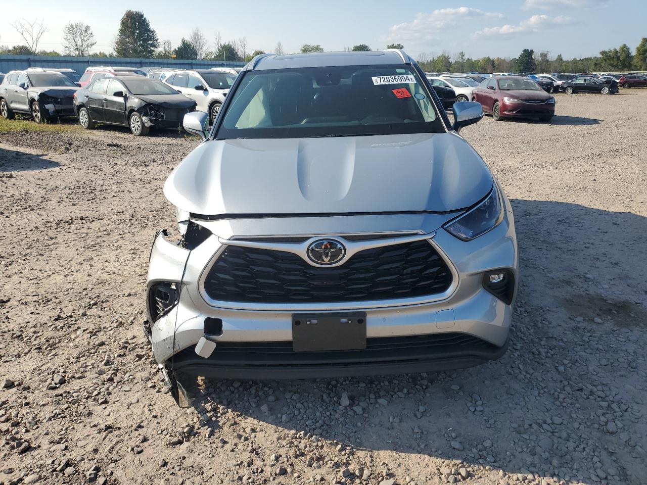 2022 Toyota Highlander VIN 5TDGZRBH3NS566864 Copart auction photo, all over damage thumbnail 5