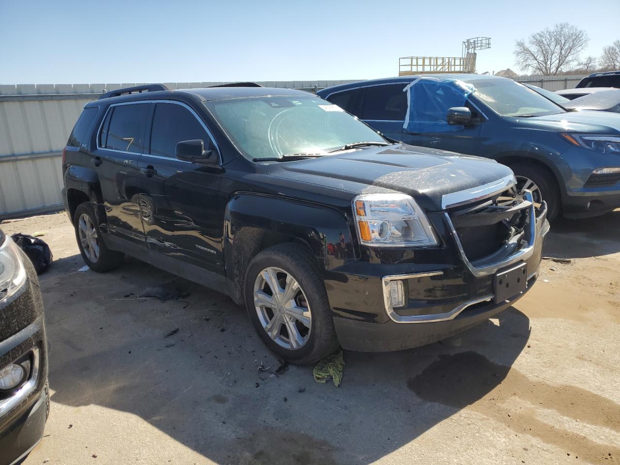 2017 GMC Terrain VIN 2GKALNEK3H6259866 Copart auction photo, front end damage thumbnail 4