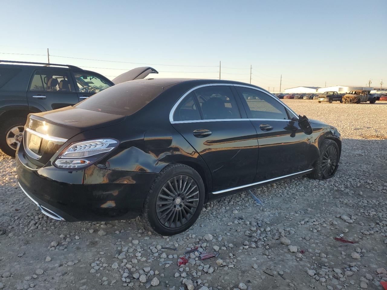2016 Mercedes-Benz C-klasse VIN 55SWF4KB5GU160481 Copart auction photo, front end / rear end damage thumbnail 3