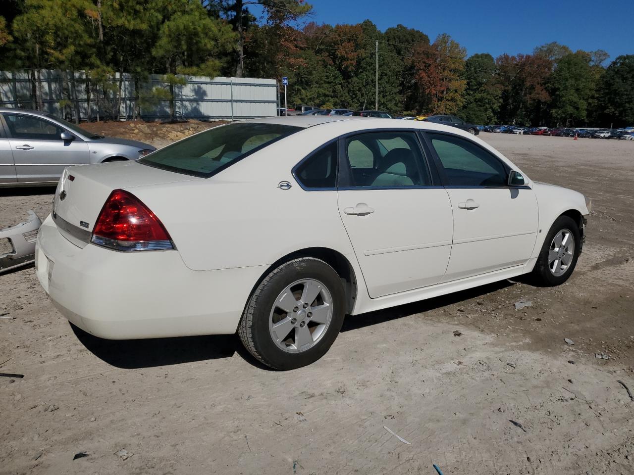 2009 Chevrolet Impala VIN 2G1WT57K791315765 Copart auction photo, front end / side damage thumbnail 3