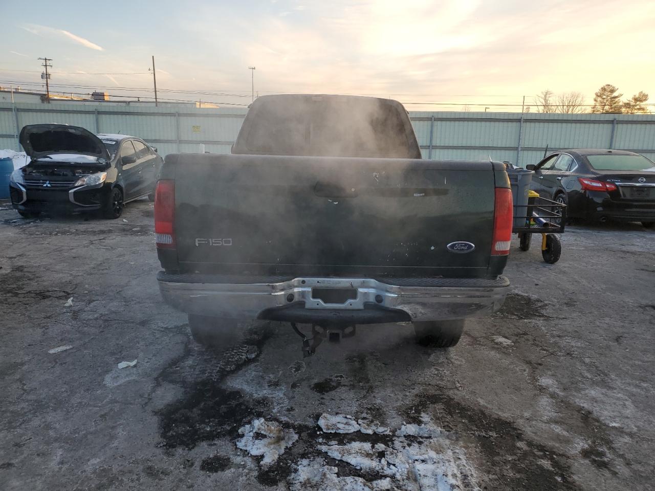 2002 Ford F-150 VIN 1FTRX18L72NB16888 Copart auction photo, minor dent/scratches damage thumbnail 6