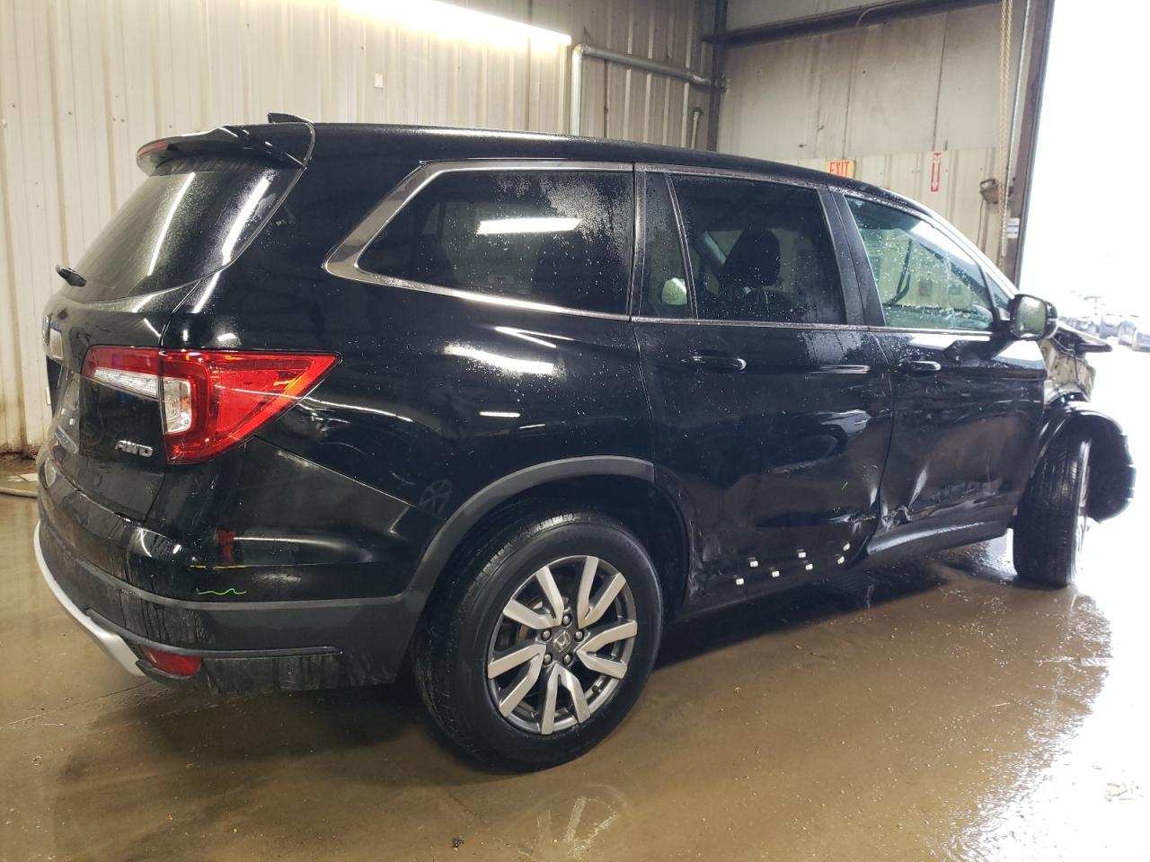 2022 Honda Pilot VIN 5FNYF6H59NB000799 Copart auction photo, front end / side damage thumbnail 3