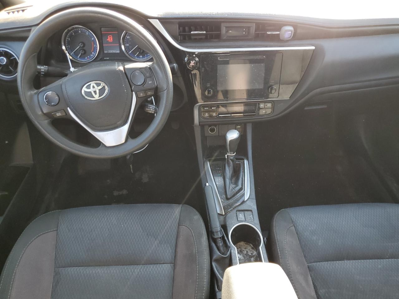 2018 Toyota Corolla VIN 2T1BURHE6JC006524 Copart auction photo, front end damage thumbnail 8
