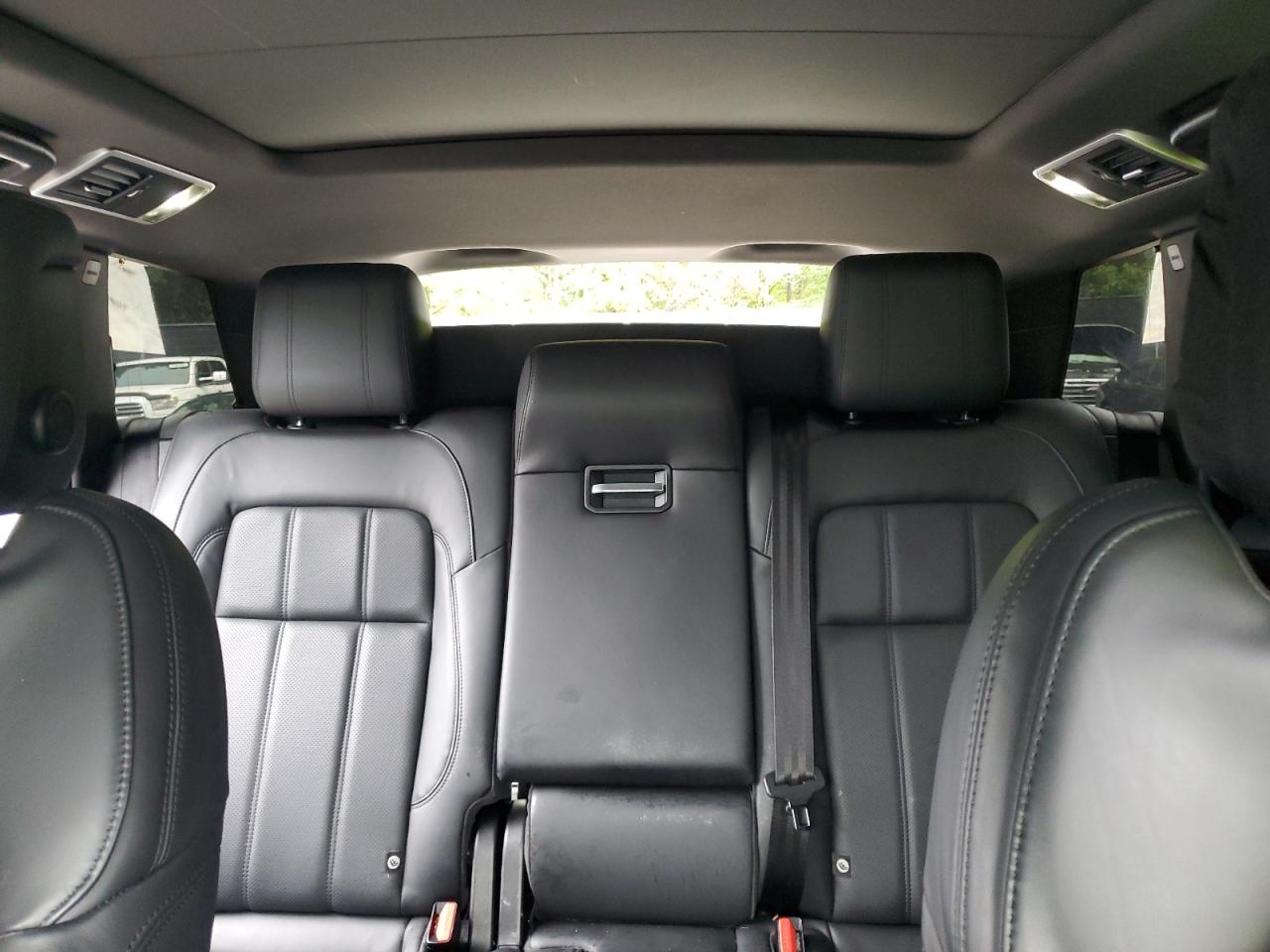 2019 Land Rover Range Rover VIN SALWR2RV2KA817163 Copart auction photo, front end damage thumbnail 10