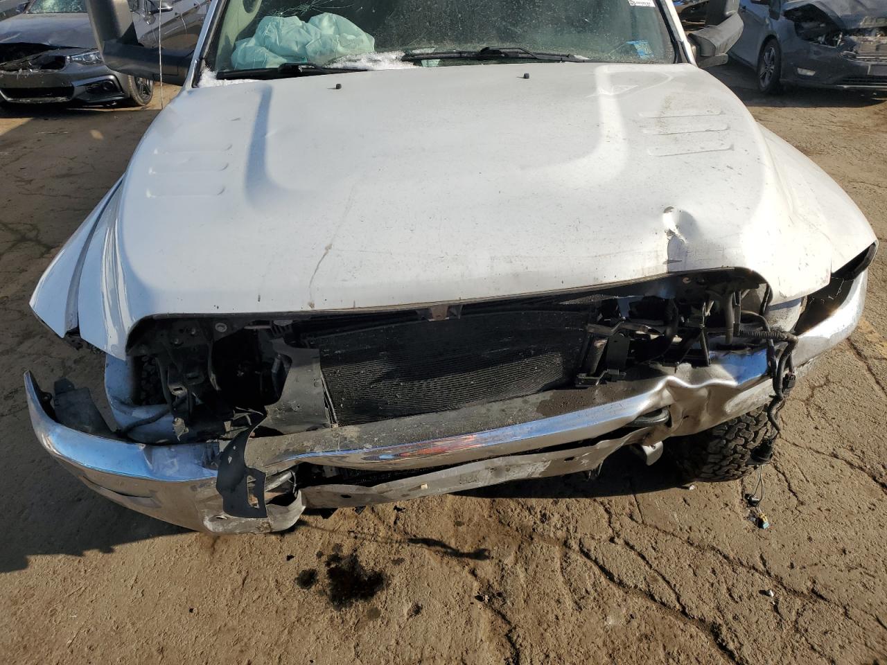 2016 RAM 3500 VIN 3C63RRHL1GG316560 Copart auction photo, front end / rear end damage thumbnail 13