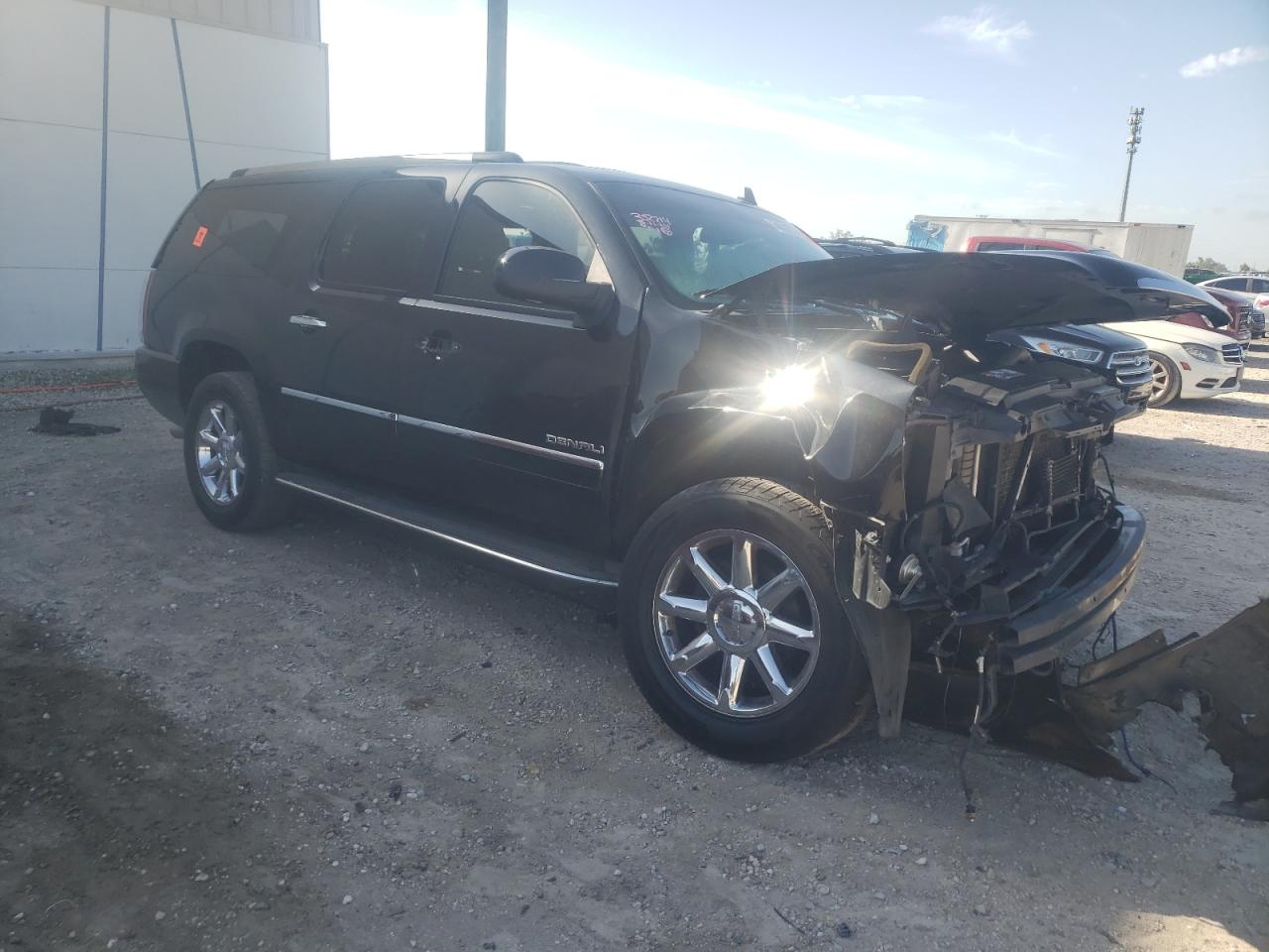 2011 GMC Yukon VIN 1GKS1MEF2BR316884 Copart auction photo, all over damage thumbnail 4