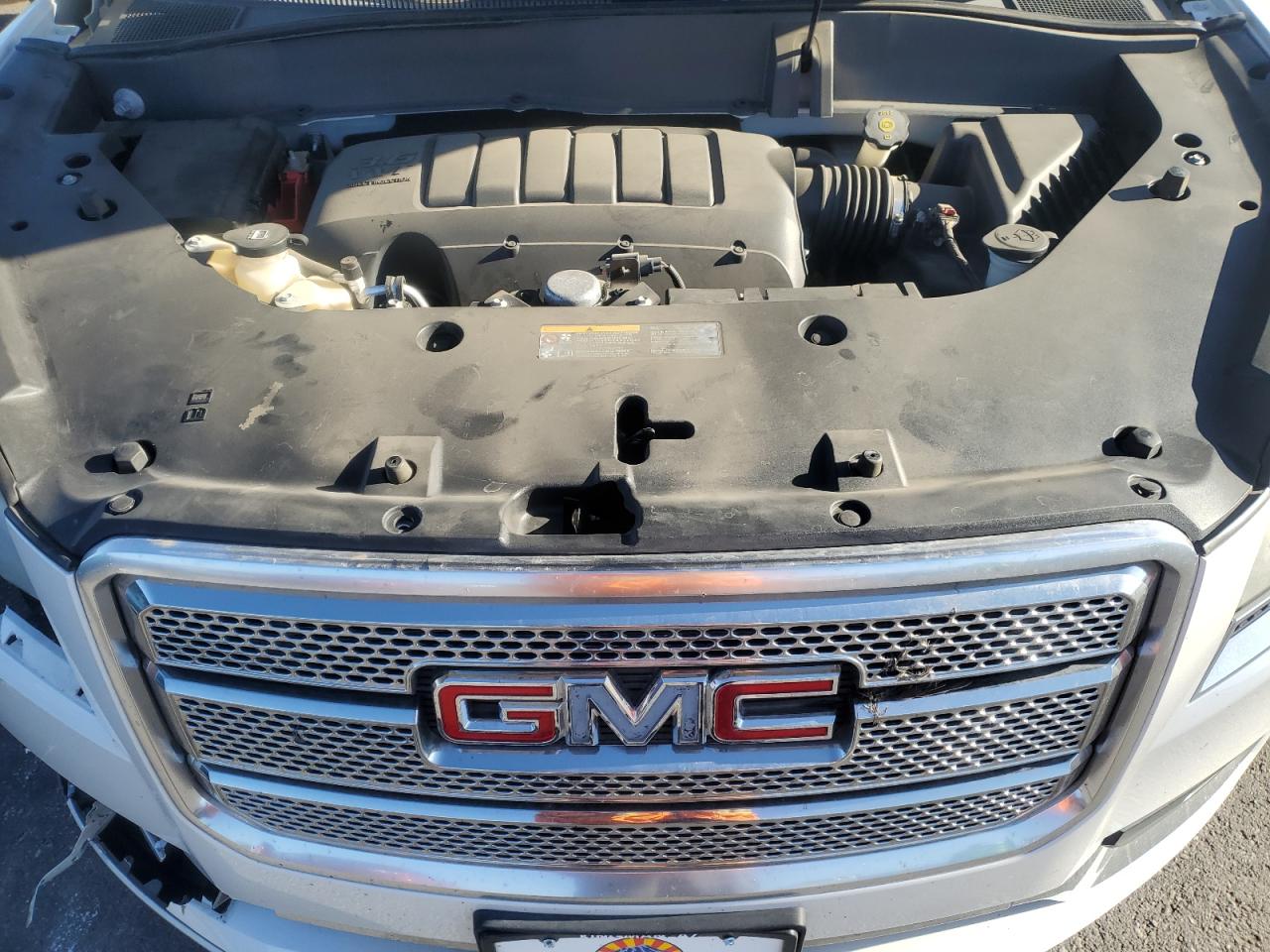 2016 GMC Acadia VIN 1GKKVTKD8GJ124277 Copart auction photo, front end damage thumbnail 12