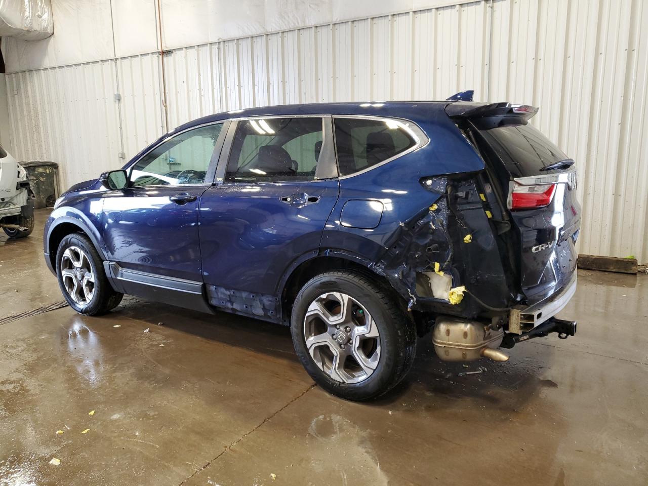 2018 Honda CR-V VIN 7FARW2H59JE007943 Copart auction photo, rear end / side damage thumbnail 2