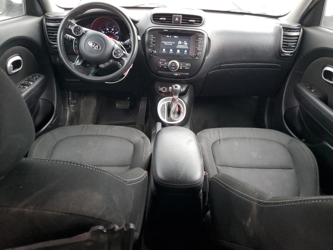 2018 KIA Soul VIN KNDJP3A58J7569666 Copart auction photo, front end / minor dent/scratches damage thumbnail 8