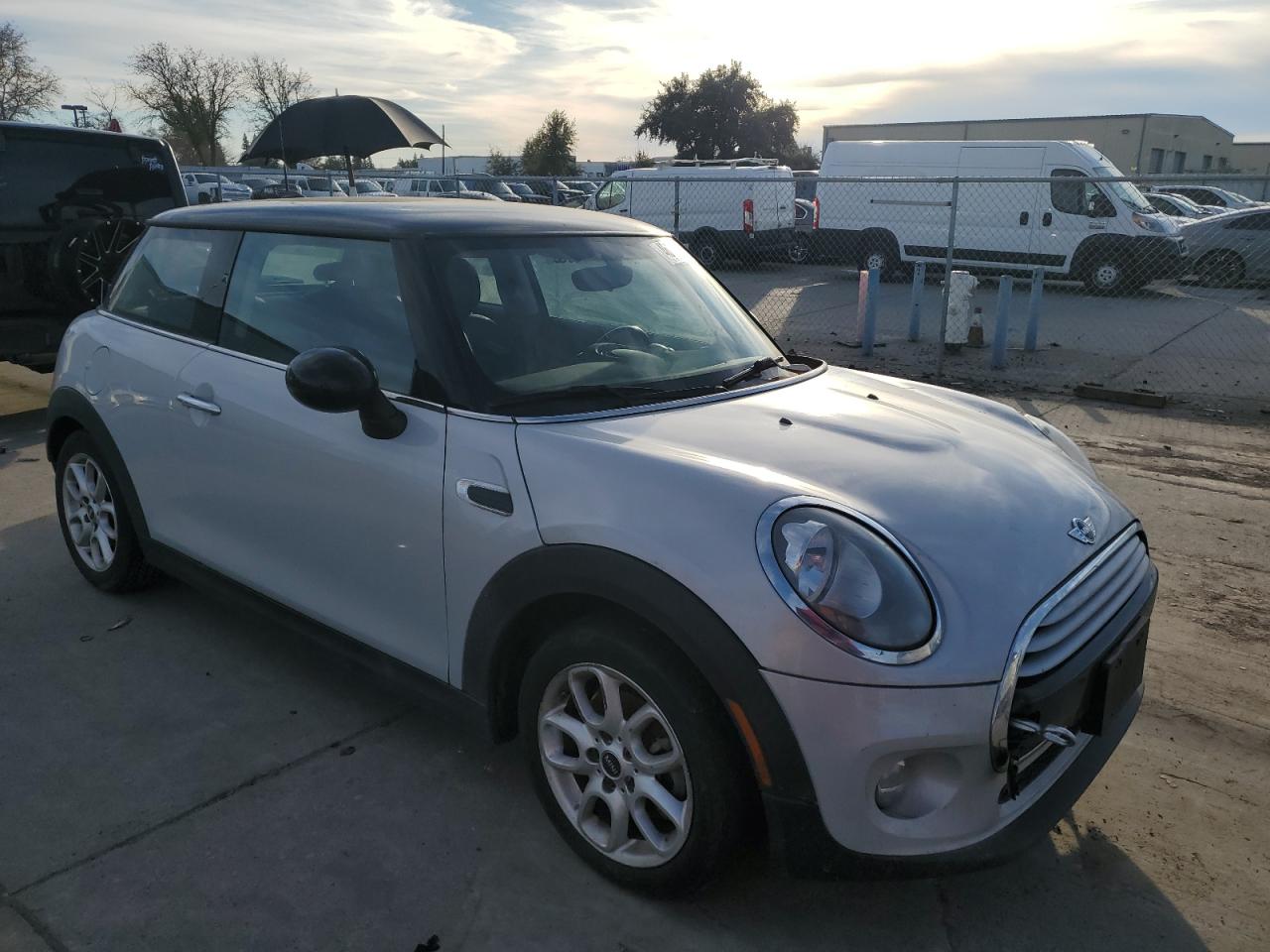2014 MINI Cooper VIN WMWXM5C52ET730275 Copart auction photo, front end / rear end damage thumbnail 4