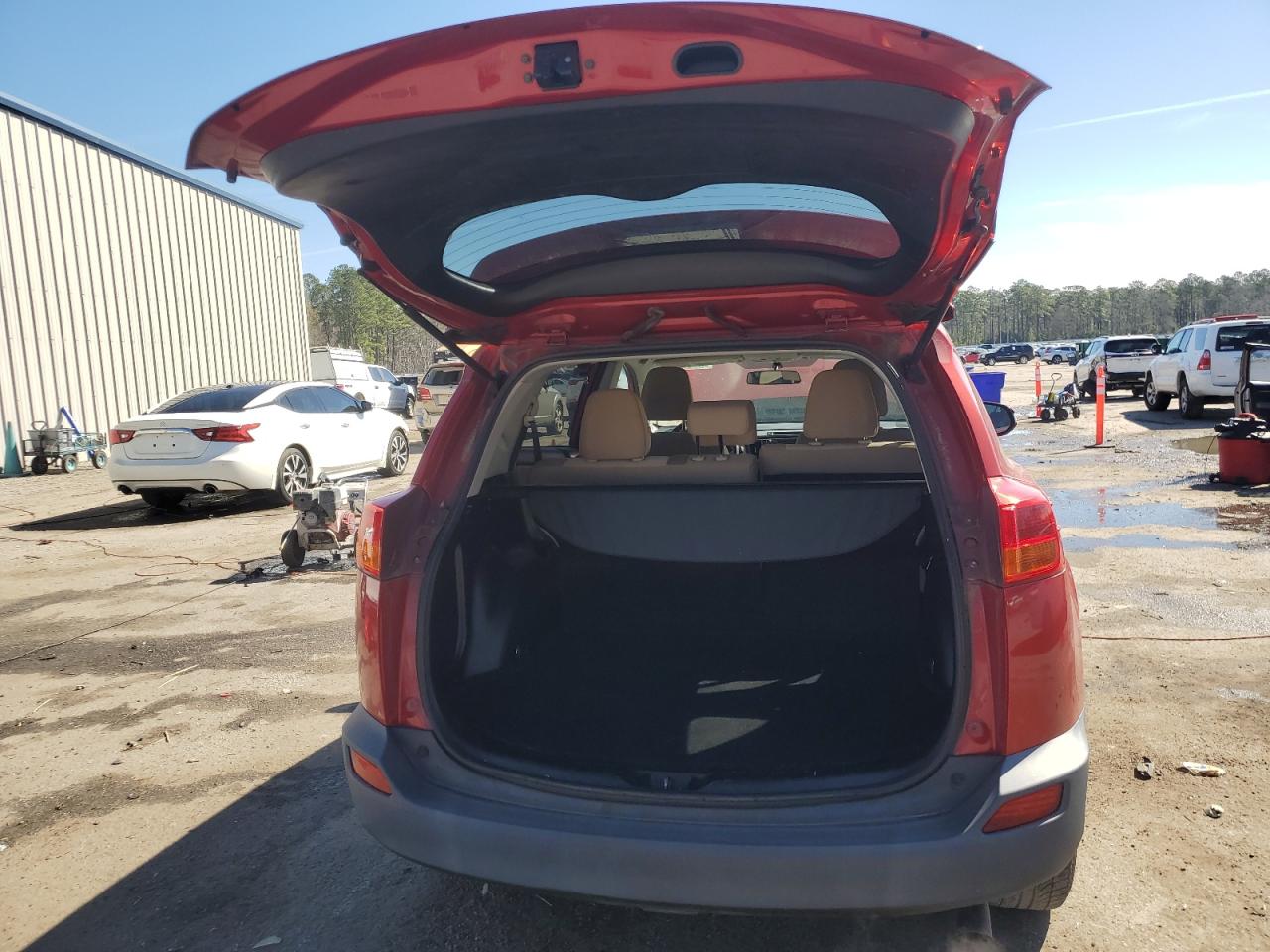 2015 Toyota RAV 4 VIN 2T3WFREV8FW188563 Copart auction photo, front end damage thumbnail 6