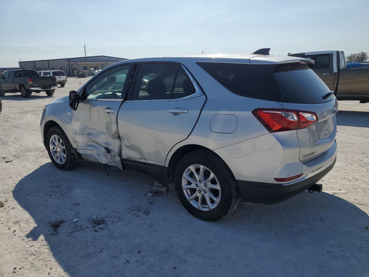 2020 Chevrolet Equinox VIN 3GNAXUEV5LL279407 Copart auction photo, side damage thumbnail 2