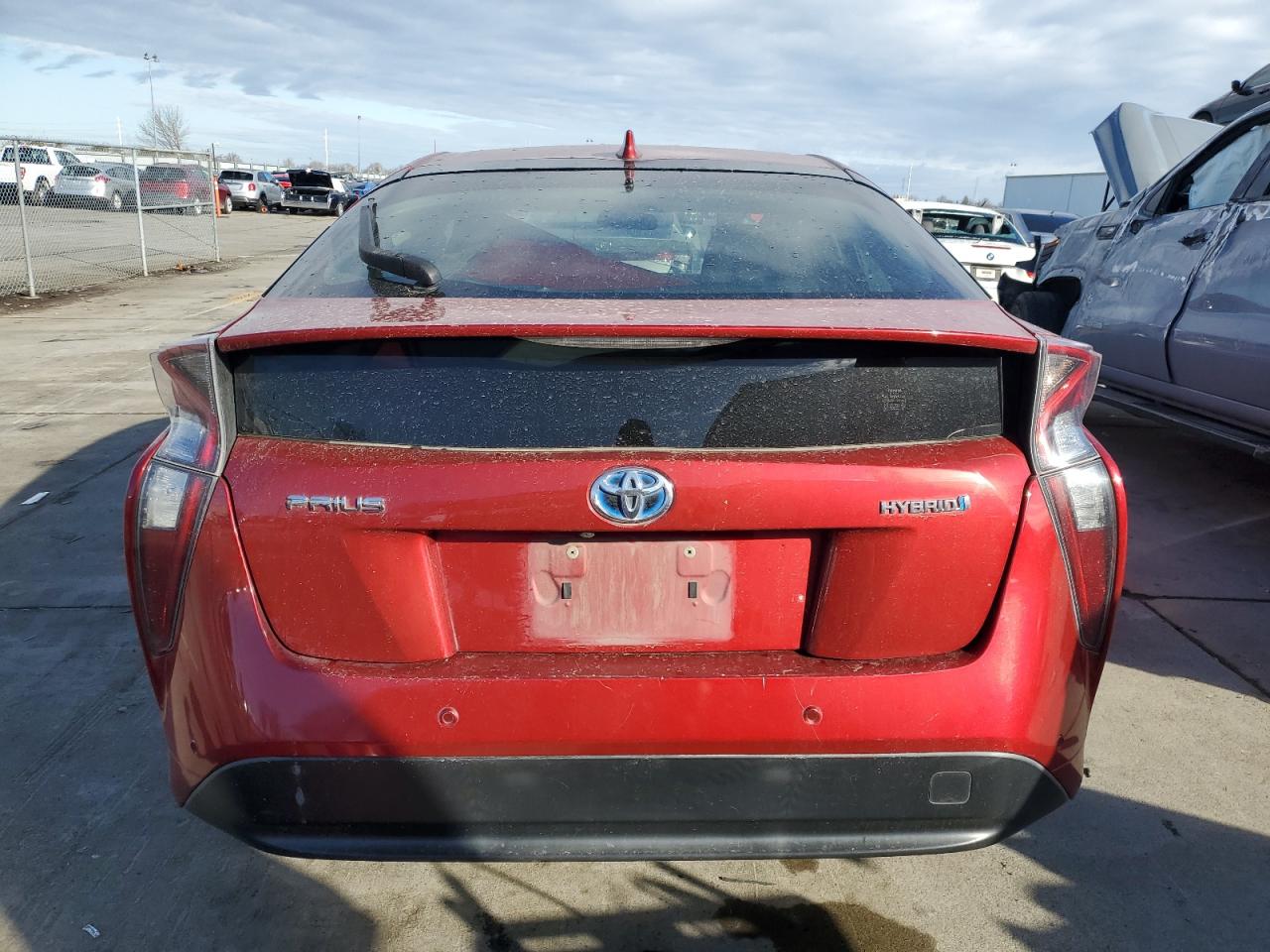 2017 Toyota Prius VIN JTDKBRFU8H3560702 Copart auction photo, front end damage thumbnail 6