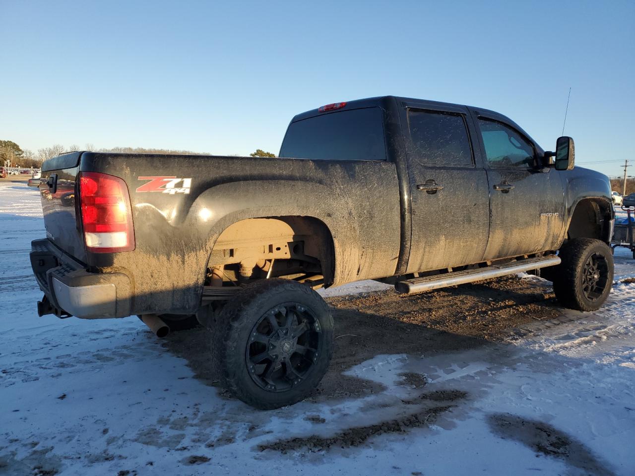 2012 GMC Sierra VIN 1GT121CG1CF208113 Copart auction photo, side / minor dent/scratches damage thumbnail 3