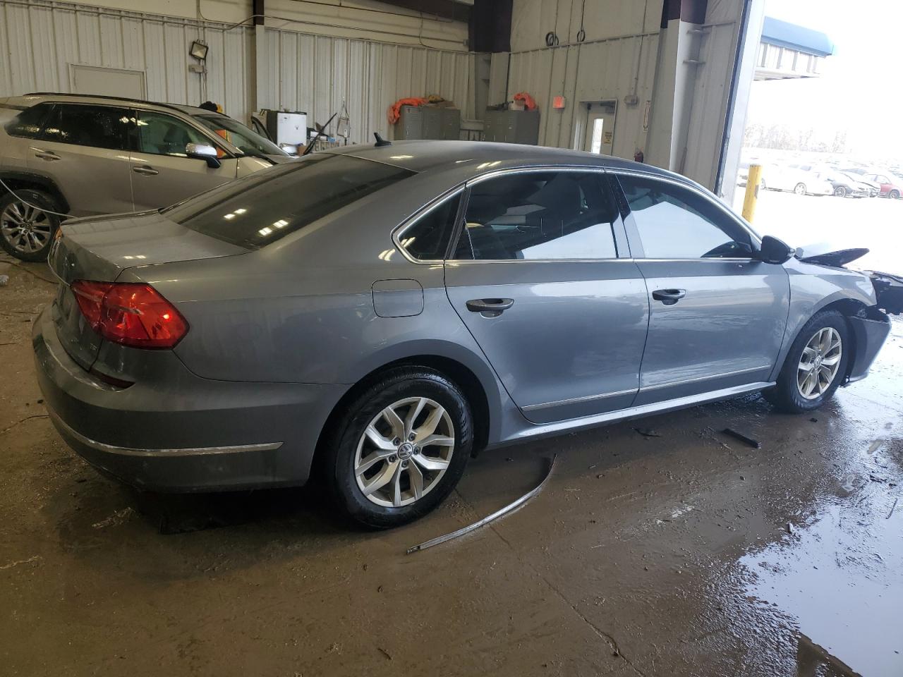 2016 Volkswagen Passat VIN 1VWAS7A3XGC030337 Copart auction photo, front end damage thumbnail 3