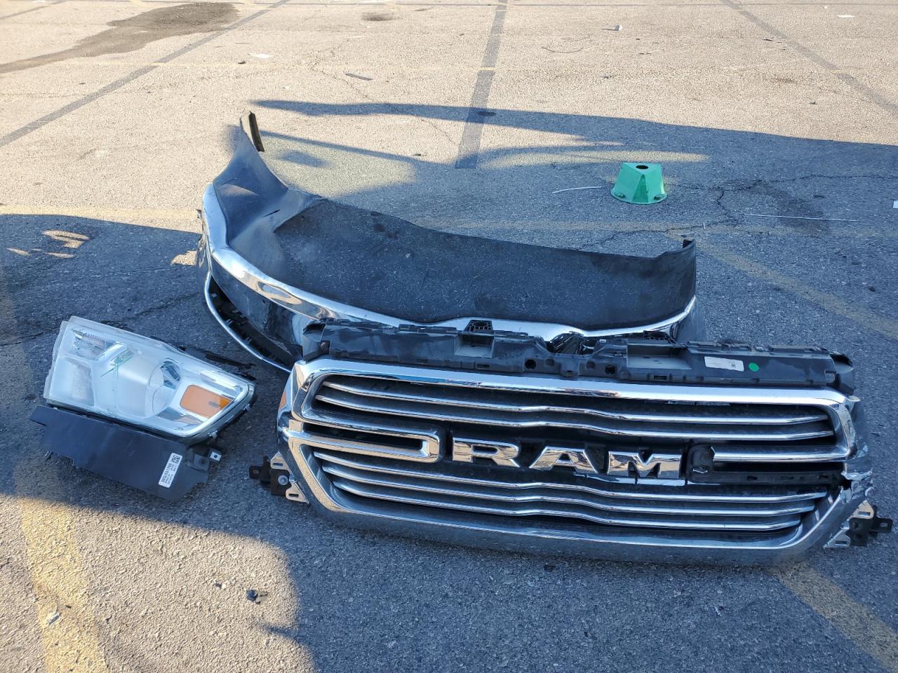 2021 RAM 1500 VIN 1C6RREBT0MN829152 Copart auction photo, front end damage thumbnail 12
