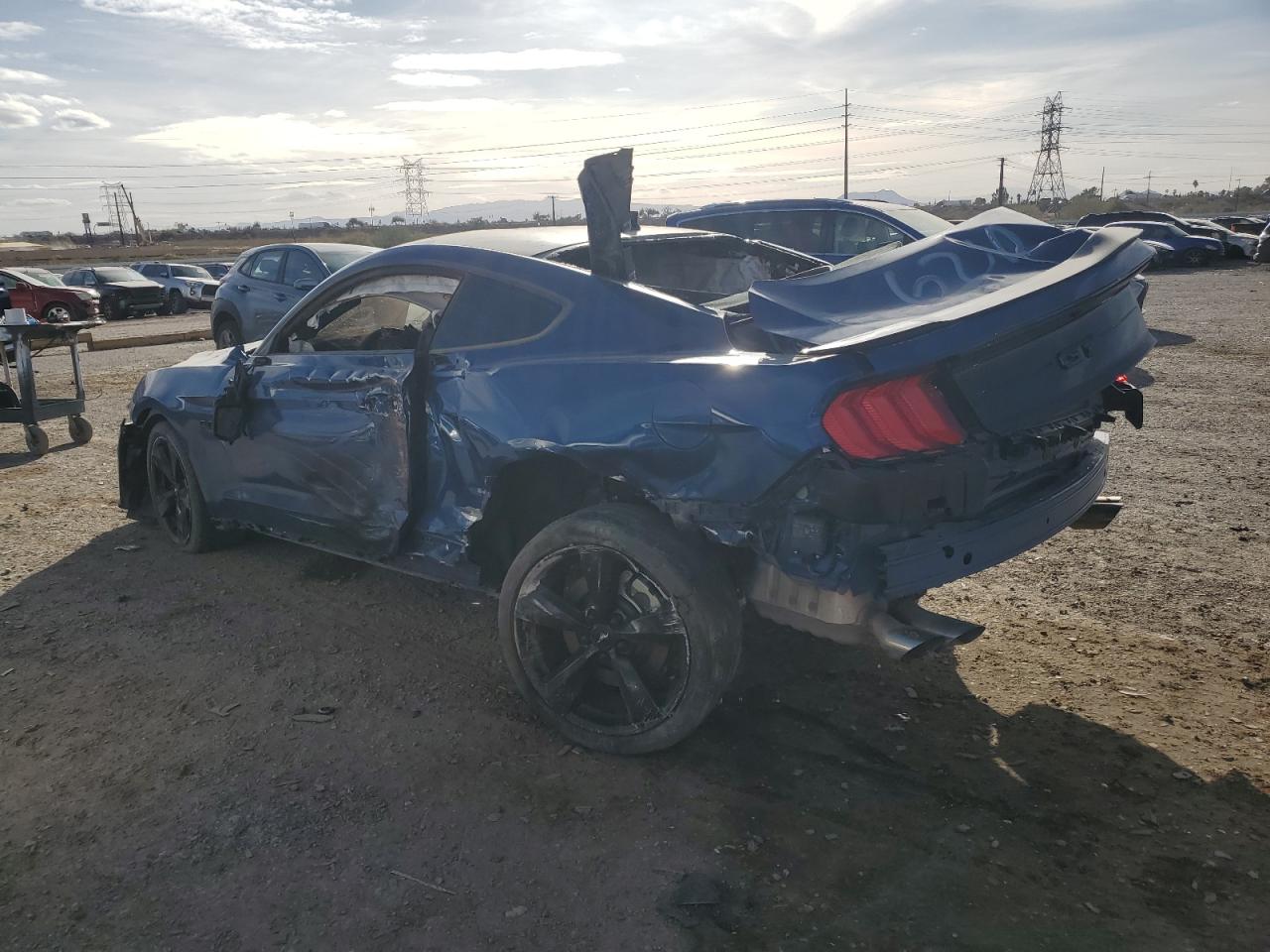 2022 Ford Mustang VIN 1FA6P8CF7N5121791 Copart auction photo, all over / side damage thumbnail 2