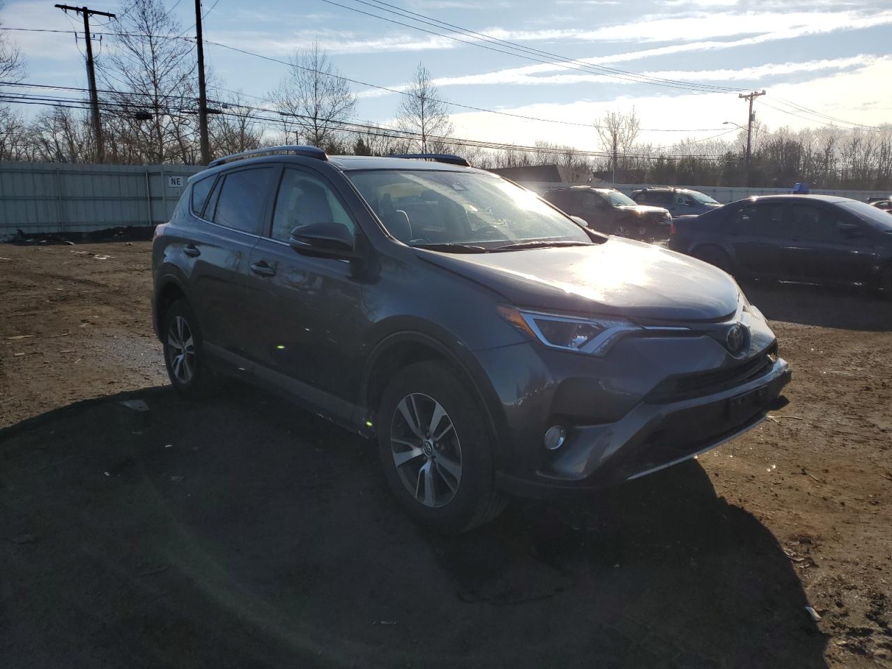 2018 Toyota RAV 4 VIN JTMRFREV1JJ722569 Copart auction photo, front end damage thumbnail 4