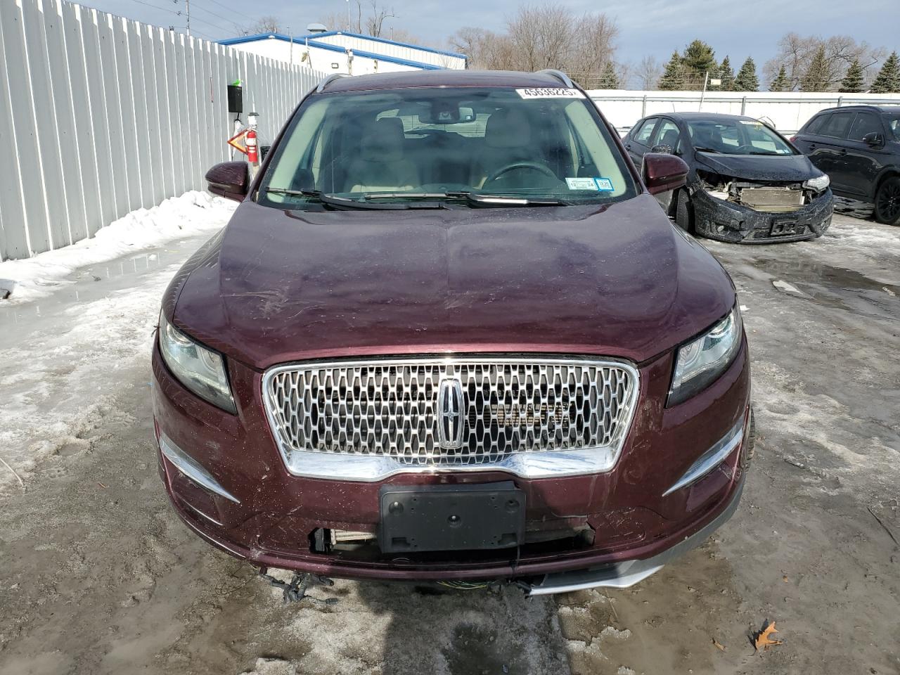 2019 Lincoln MKC VIN 5LMCJ3D95KUL03381 Copart auction photo, front end / all over damage thumbnail 5