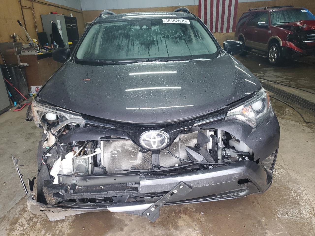 2018 Toyota RAV 4 VIN JTMZFREV7JJ165991 Copart auction photo, front end / minor dent/scratches damage thumbnail 5