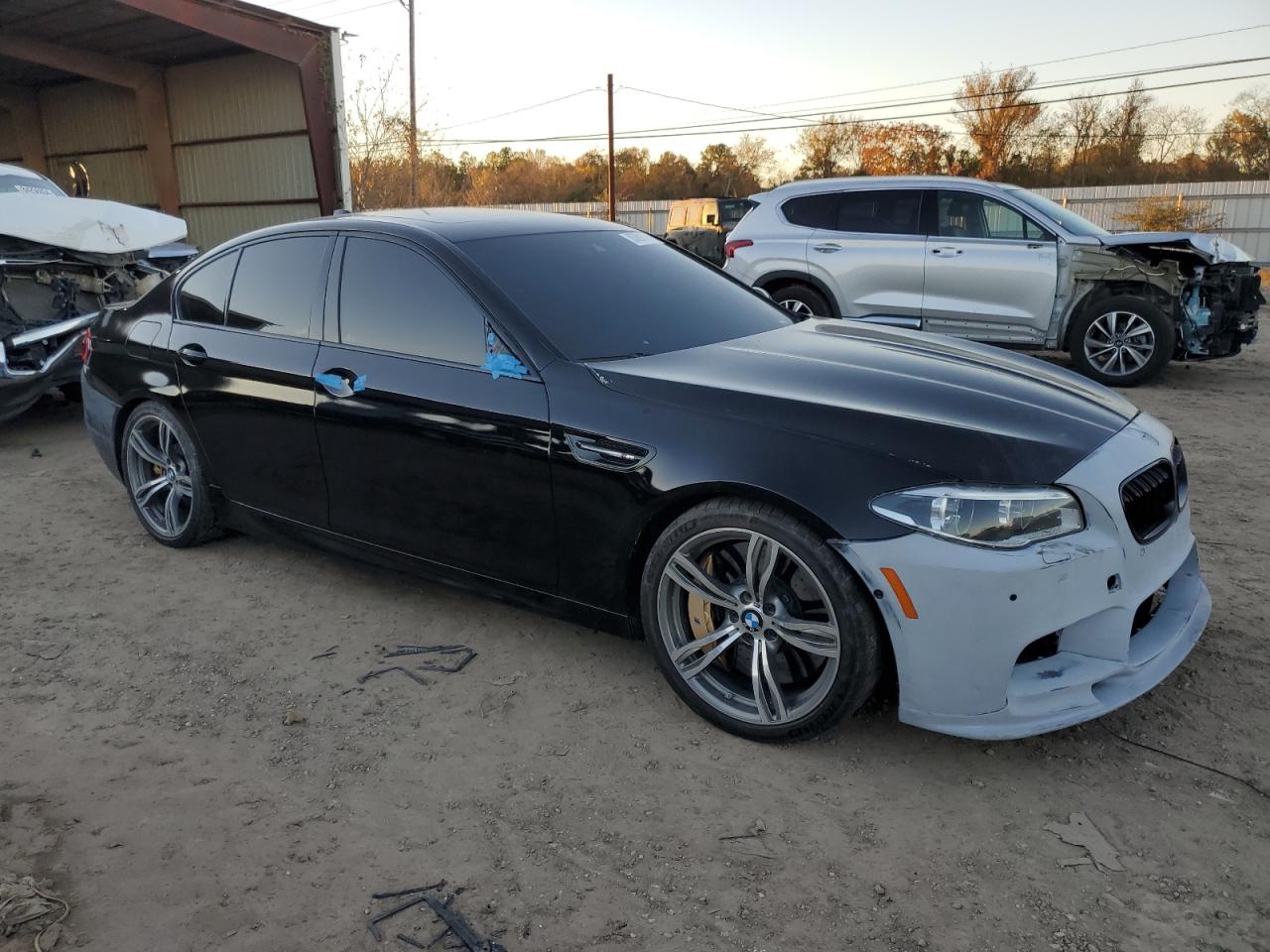 2016 BMW M5 VIN WBSFV9C53GG343578 Copart auction photo, front end / rear end damage thumbnail 4