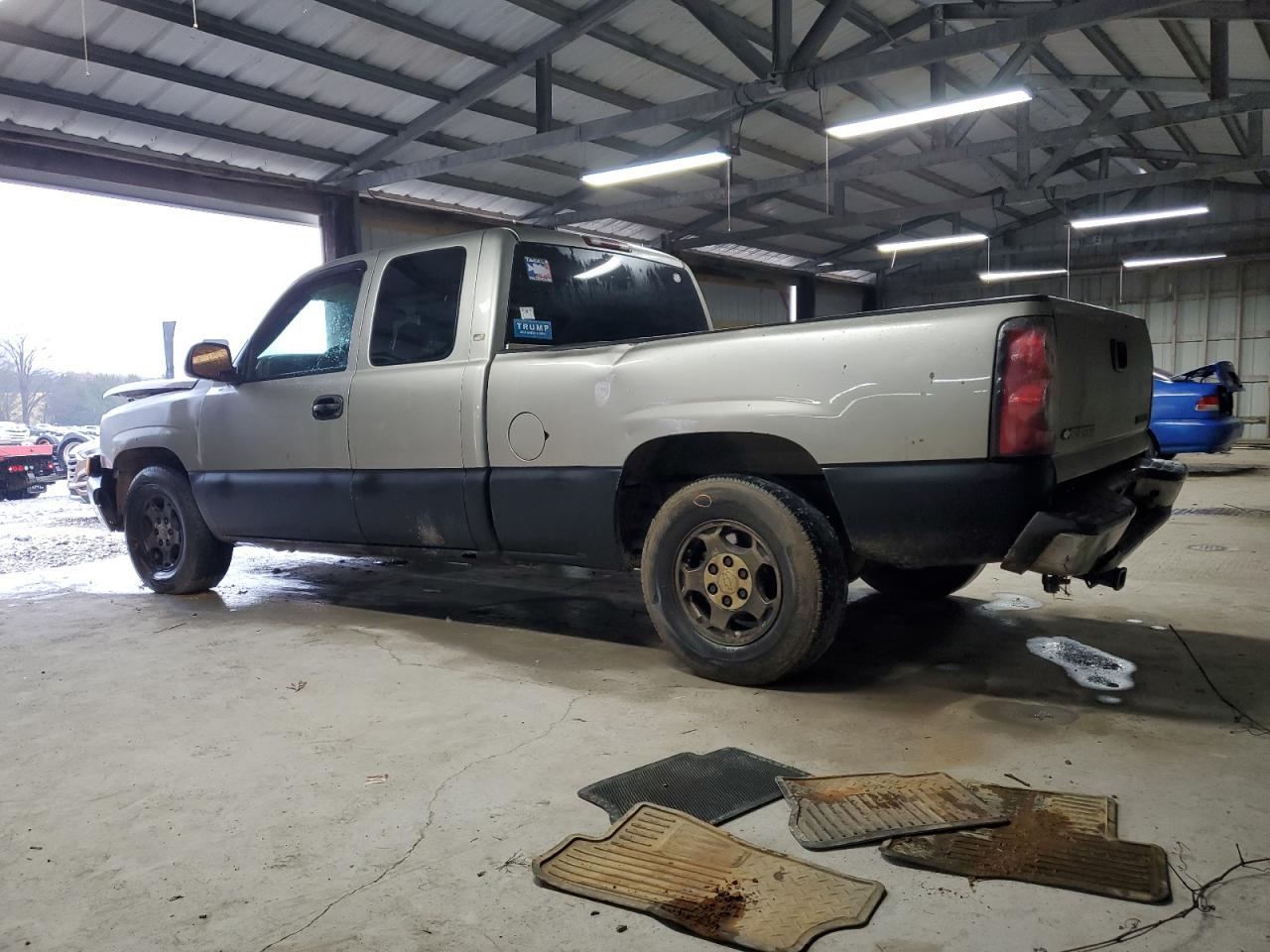 2003 Chevrolet Silverado VIN 2GCEC19T731109872 Copart auction photo, all over damage thumbnail 2