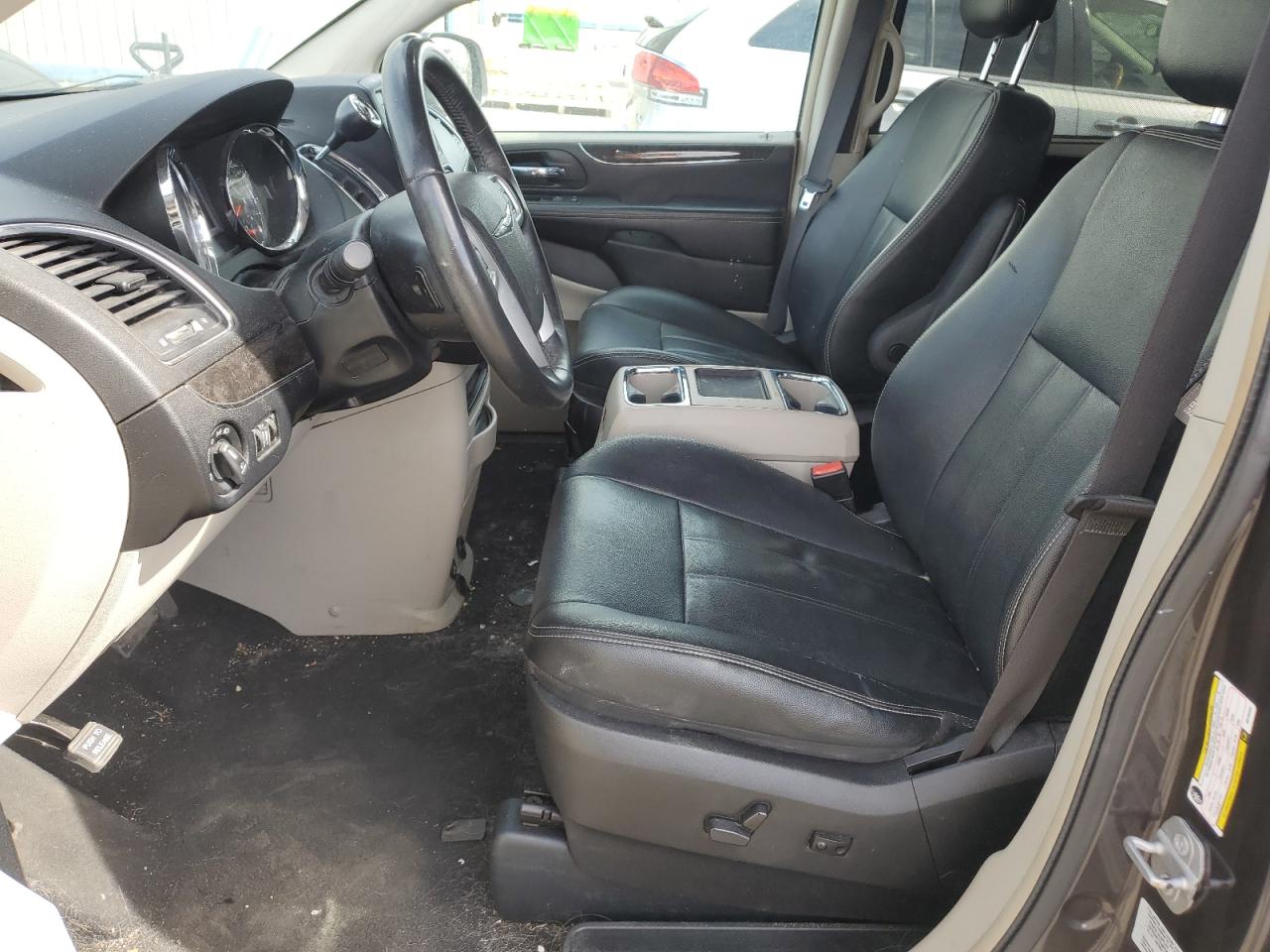 2016 Chrysler Town & Country VIN 2C4RC1BG2GR194044 Copart auction photo, minor dent/scratches damage thumbnail 7