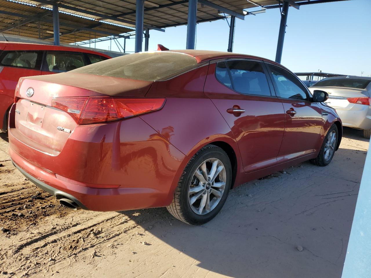 2011 KIA Optima VIN KNAGN4A72B5131601 Copart auction photo, front end damage thumbnail 3