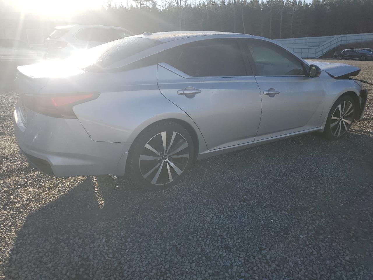 2019 Nissan Altima VIN 1N4BL4CV7KN317266 Copart auction photo, front end / side damage thumbnail 3